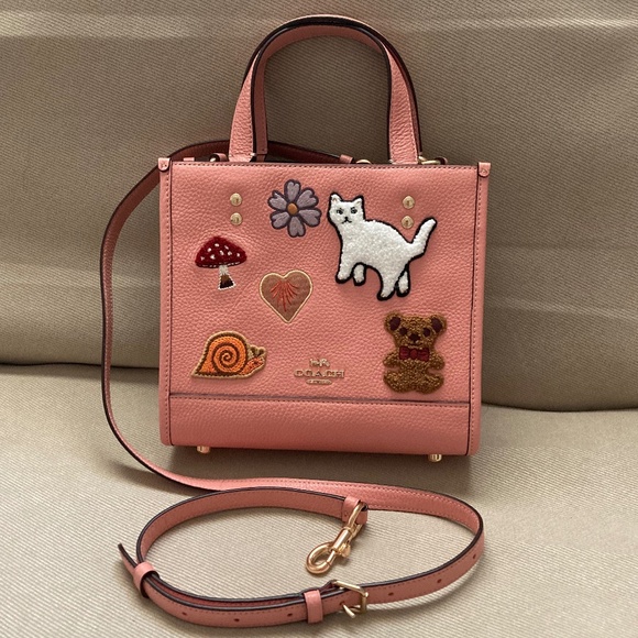 ** SOLD -COACH PINK DEMPSEY TOTE 22 W/Creature Patches - Candy Pink Multi --NWT! - Picture 6 of 9